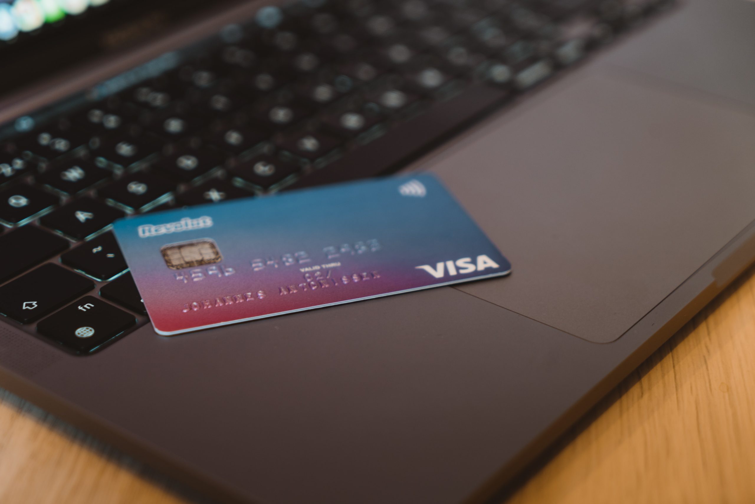 La difficile articulation entre la directive sur les prestations de services de paiement et le RGPD.